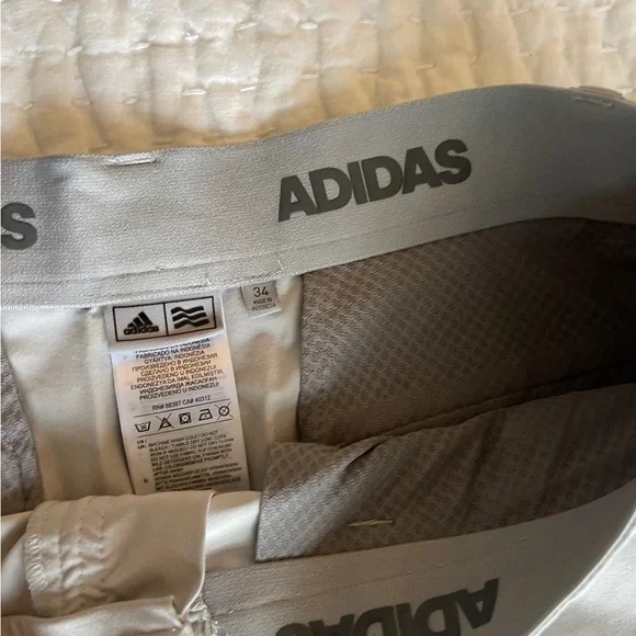 Adidas Golf Shorts Gray - Picture 2 of 4